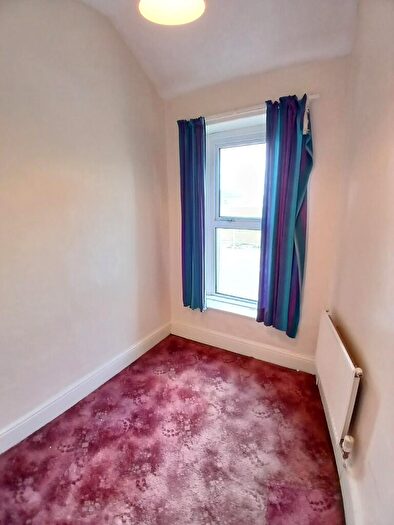 3 Bedroom End Of Terrace House For Sale In Bangor, Gwynedd, LL57