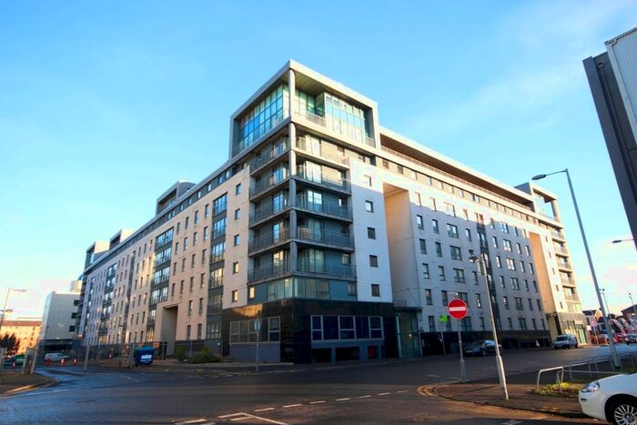 2 Bedroom Flat To Rent In Wallace Street, Glasgow, G5