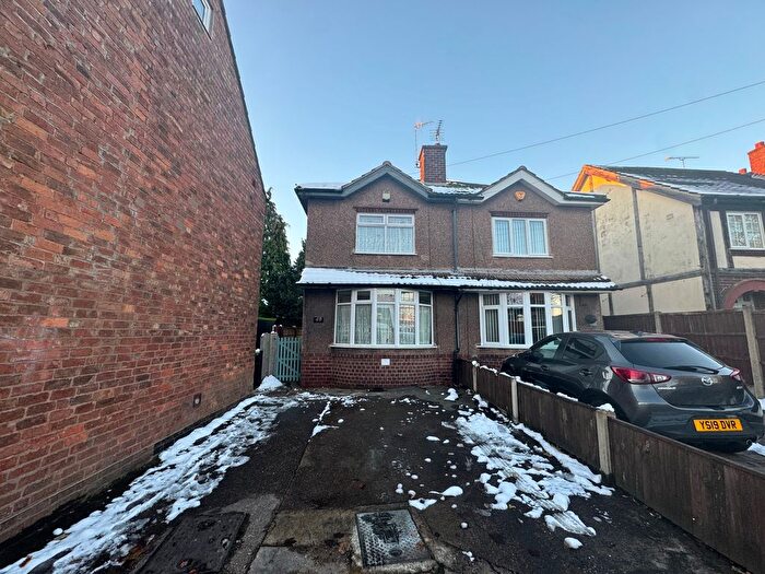 2 Bedroom Semi-Detached House To Rent In Alfreton Road, Sutton-In-Ashfield, NG17