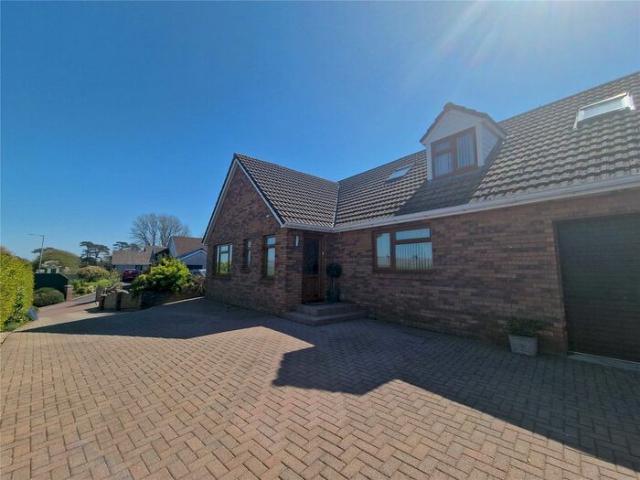 3 Bedroom Detached House For Sale In Glebelands, Monkton, Pembroke, Pembrokeshire, SA71