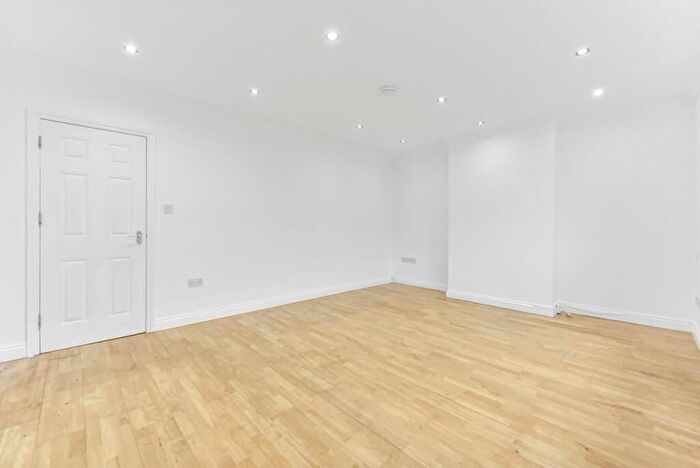 1 Bedroom Flat To Rent In Flat, High Road Wembley, HA9
