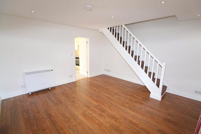 2 Bedroom End Of Terrace House To Rent In Cromwell Close, Walcote, LE17