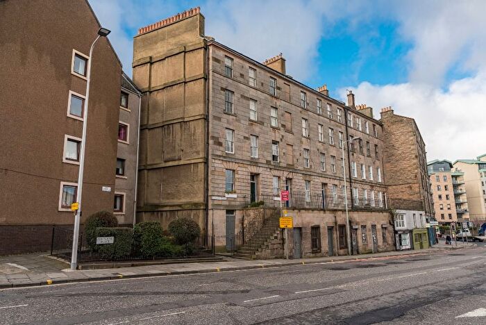 3 Bedroom Flat To Rent In Portland Terrace, Leith, Edinburgh, EH6