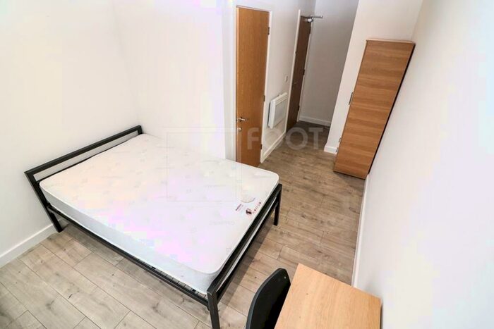 Studio To Rent In Colonnade House, Sunbridge Road, BD1