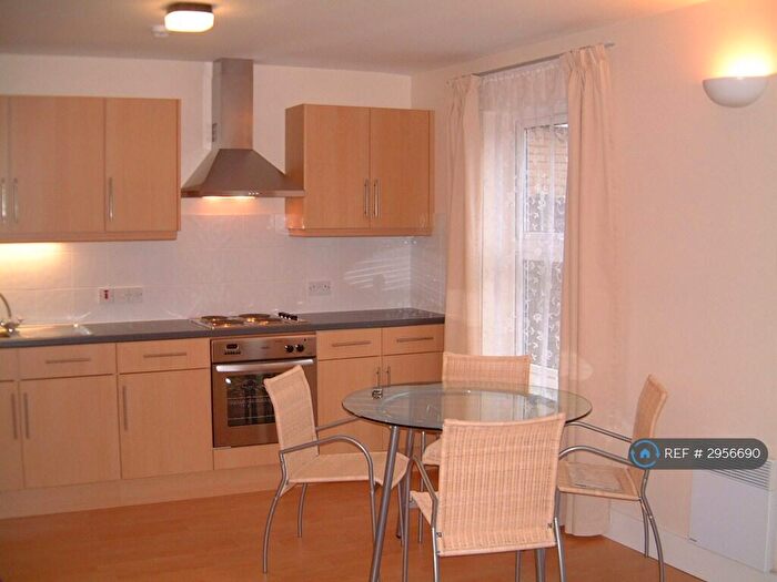 1 Bedroom Flat To Rent In Selsdon Road, South Croydon, CR2