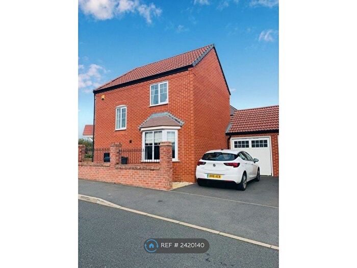 3 Bedroom Semi-Detached House To Rent In Long Nuke Road, Birmingham, B31