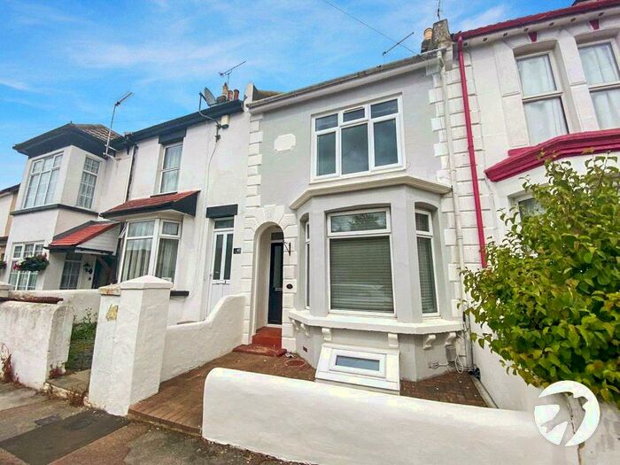 3 Bedroom Terraced House To Rent In Milton Road, Gillingham, ME7