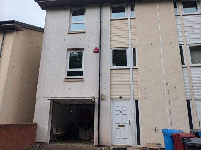 5 Bedroom Town House To Rent In Friary Gardens, Dundee, DD2