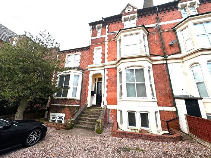 Studio To Rent In Newbridge Crescent, Wolverhampton, WV6