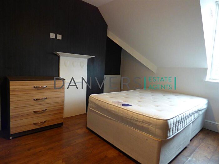 4 Bedroom Detached House To Rent In Westcotes Drive, LE3