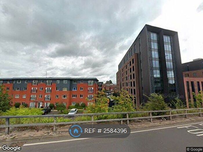 2 Bedroom Flat To Rent In Monea Hall, Coventry, CV1