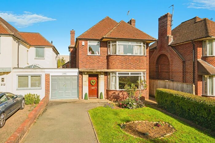 4 Bedroom Detached House For Sale In Woodstock Road, Oxford, OX2