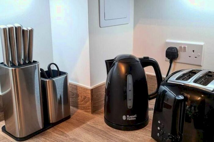 1 Bedroom Flat To Rent In Barking Wharf Square, Barking, IG11