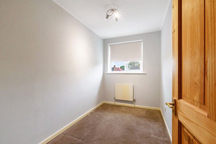 3 Bedroom Terraced House For Sale In Sherwood Close, Bexley, DA5