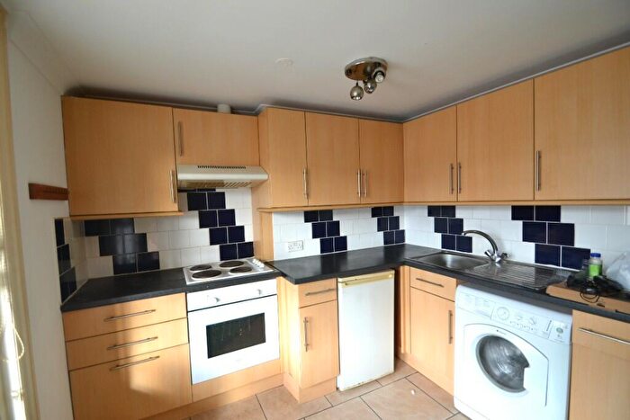 Studio To Rent In Cavendish Place, Eastbourne, East Sussex, BN21
