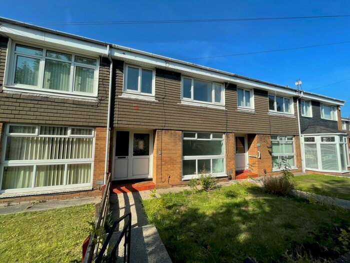 3 Bedroom Terraced House To Rent In Fort Square, South Shields, Tyne And Wear, NE33