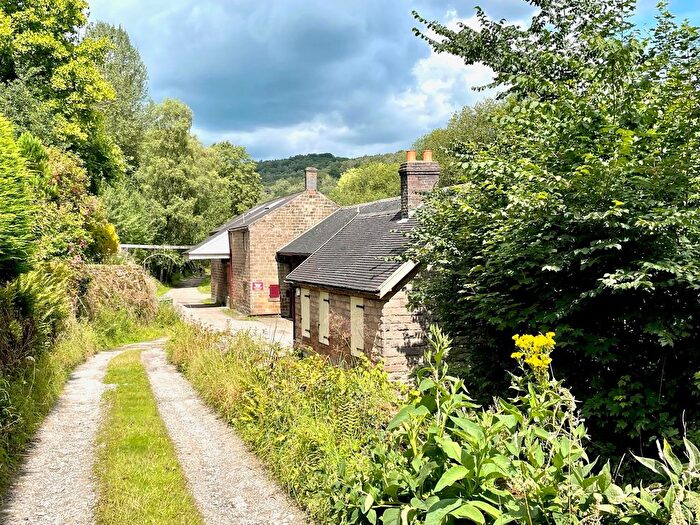 2 Bedroom Cottage For Sale In High Peak Junction, Whatstandwell, Matlock, DE4