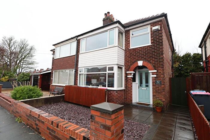 3 Bedroom Semi-Detached House For Sale In Napier Road, Eccles, M30