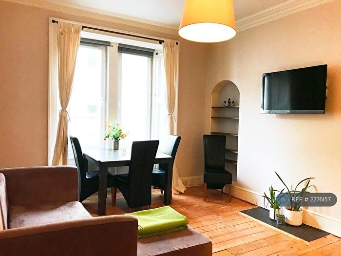 2 Bedroom Flat To Rent In Cathcart Place, Edinburgh, EH11
