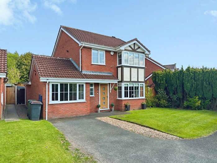 4 Bedroom Detached House For Sale In Cadman Drive, Priorslee, Telford, Shropshire, TF2