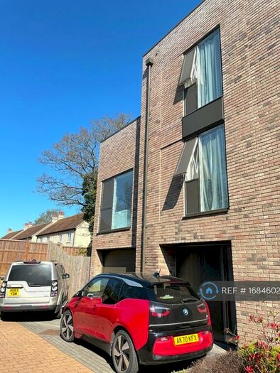 4 Bedroom Semi-Detached House To Rent In Brook End Close, Cambridge, CB2