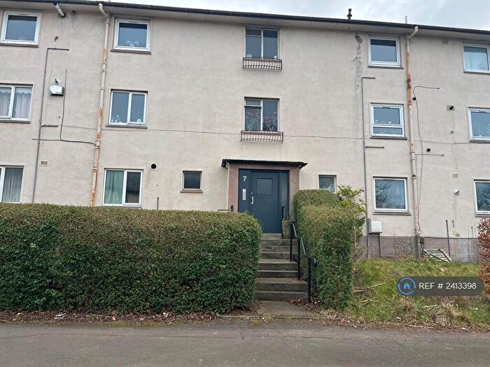 2 Bedroom Flat To Rent In Summertrees Court, Edinburgh, EH16
