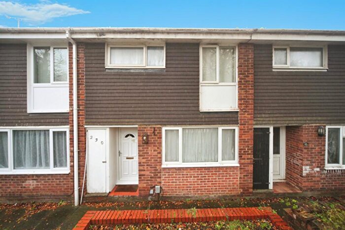3 Bedroom Terraced House For Sale In Devon Road, Luton, LU2