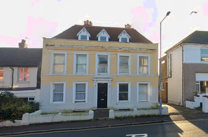 1 Bedroom Flat To Rent In High Street, Ramsgate, CT11