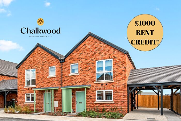 3 Bedroom End Of Terrace House To Rent In *Includes A £ Rent Credit!* Colyer Drive, Swanscombe, Kent, DA10