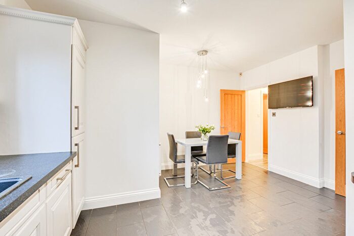 4 Bedroom Detached House To Rent In Orchard Avenue, Manchester, M28