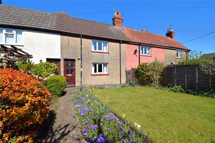 3 Bedroom Terraced House For Sale In Rowde, Devizes, Wiltshire, SN10