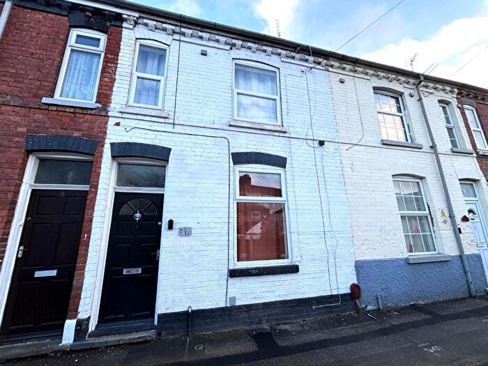 2 Bedroom Terraced House For Sale In Prospect Terrace, Gainsborough, DN21