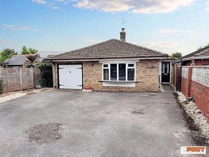 3 Bedroom Detached Bungalow For Sale In Havant Road, Hayling Island, PO11