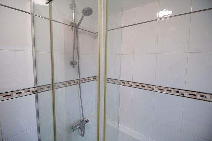 2 Bedroom Semi-Detached House For Sale In Manchester Road, Kearsley, Bolton, BL4