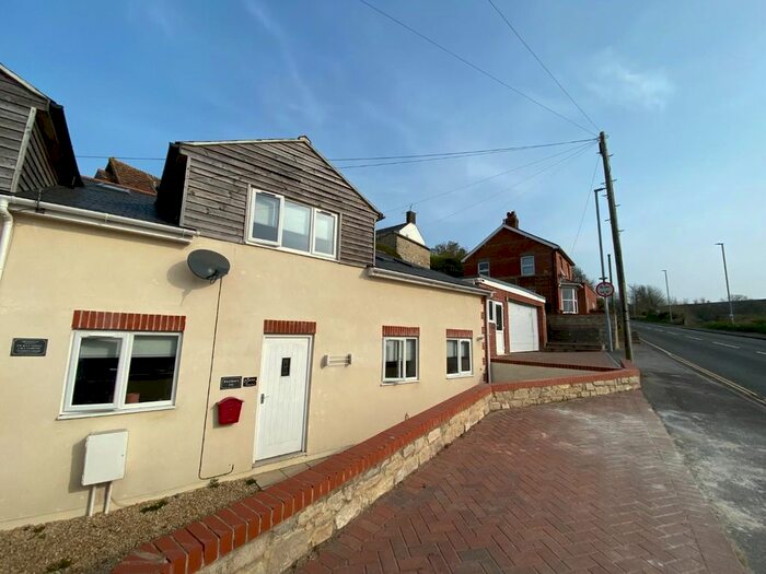 2 Bedroom Terraced House To Rent In Dorchester Road, Weymouth, DT3