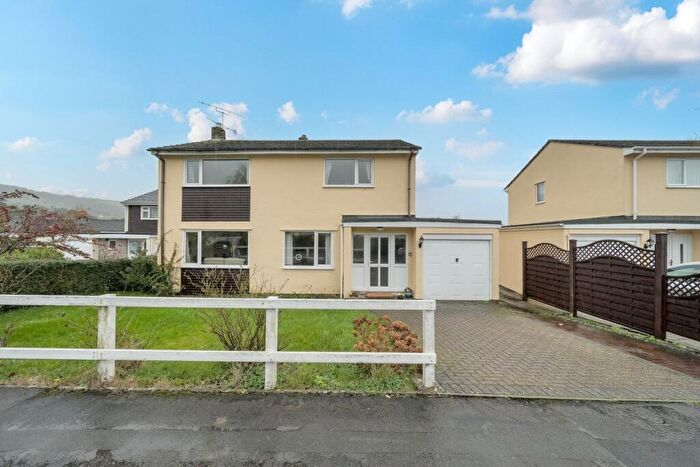 3 Bedroom Detached House For Sale In Hill Lea Gardens, Cheddar, BS27