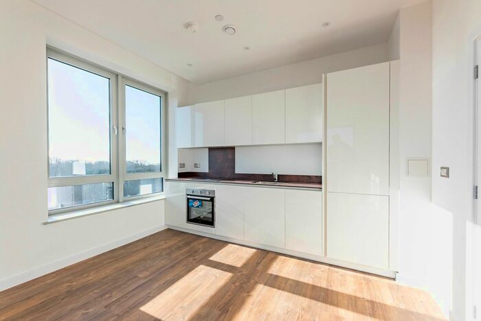 2 Bedroom Flat To Rent In Central House, Eagle Way, Great Warley, Brentwood, CM13