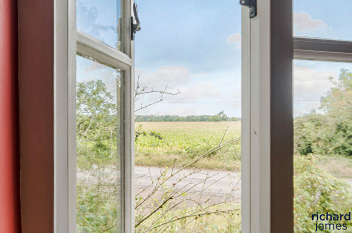 4 Bedroom Detached House For Sale In Marston Meysey, Swindon, Wiltshire, SN6