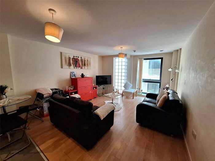 1 Bedroom Flat For Sale In Shaws Alley, Liverpool, Merseyside, L1