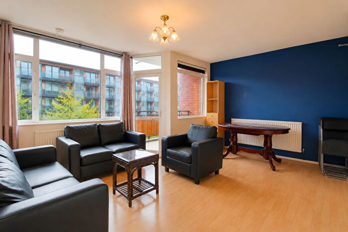 6 Bedroom House To Rent In Wellesley Street, London, E1