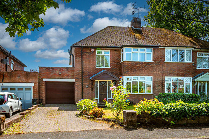 3 Bedroom Semi Detached House For Sale In Kidderminster Road, Wall Heath, Kingswinford, DY6