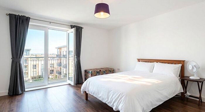 1 Bedroom Flat To Rent In Maxwell Road, Romford, RM7