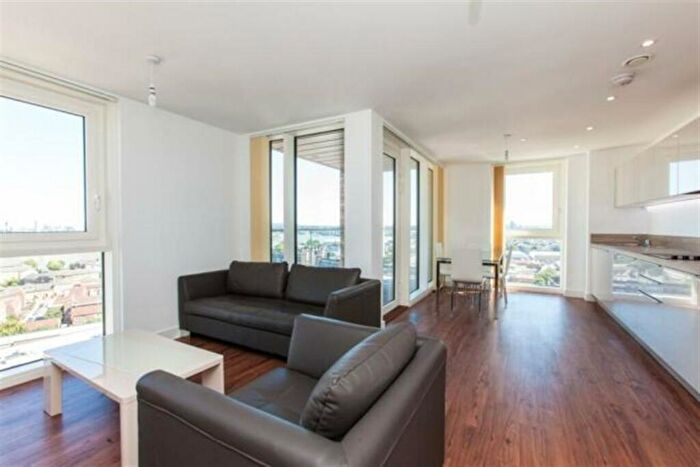 2 Bedroom Apartment To Rent In Oslo Tower, Greenland Place, Lewisham, Surrey Quays, London, SE8
