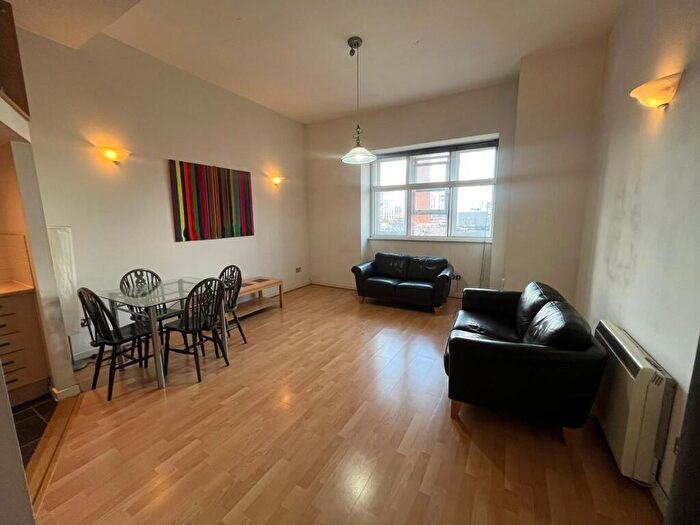 1 Bedroom Apartment To Rent In Lancaster, Princess Street, Manchester, M1