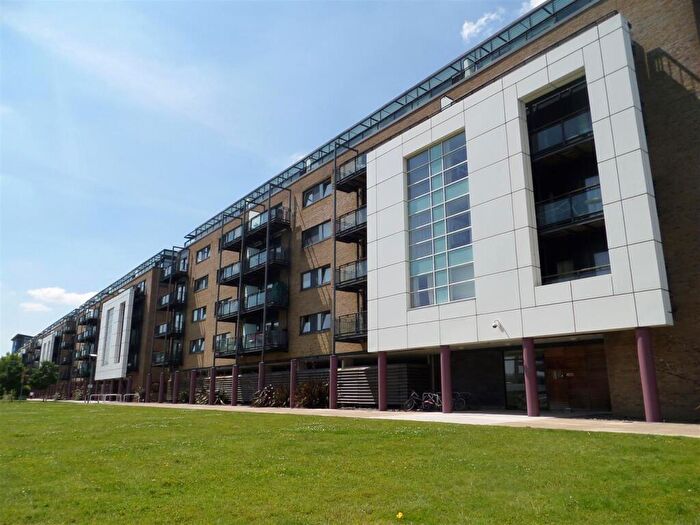 Studio To Rent In Ferry Court, Cardiff, CF11