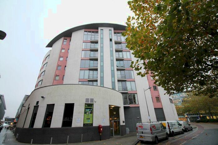 1 Bedroom Flat To Rent In Canons Way, City Centre, BS1