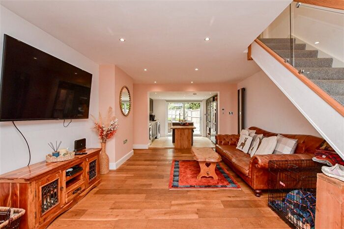 3 Bedroom End Terrace House For Sale In Church Hill, Temple Ewell, Dover, Kent, CT16