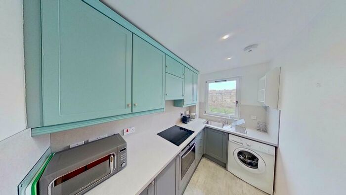 2 Bedroom Flat To Rent In Murieston Place, Edinburgh, EH11