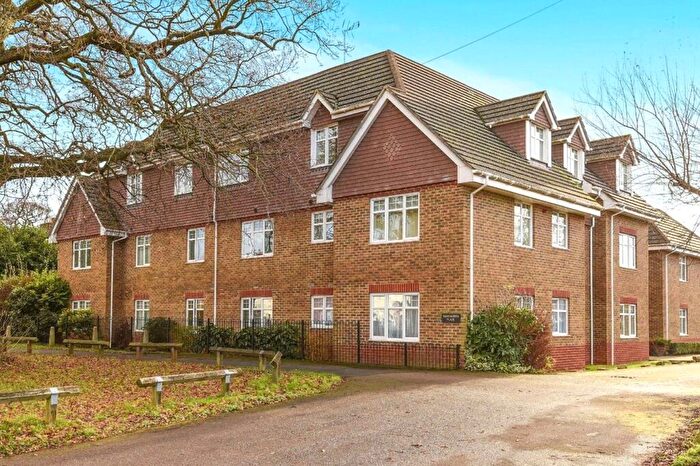 1 Bedroom Apartment To Rent In Wentworth Place, Vale Road, Camberley, Surrey, GU15