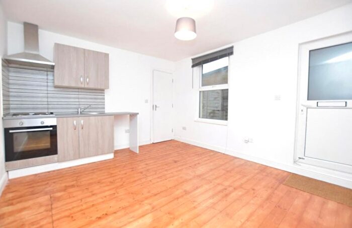 1 Bedroom Studio To Rent In High Street, London, SE25